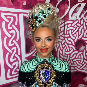 Camelia Rose Clodagh Wig